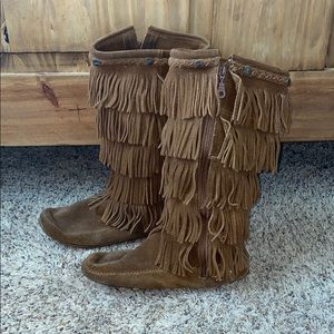Size 10 Minnetonka boots